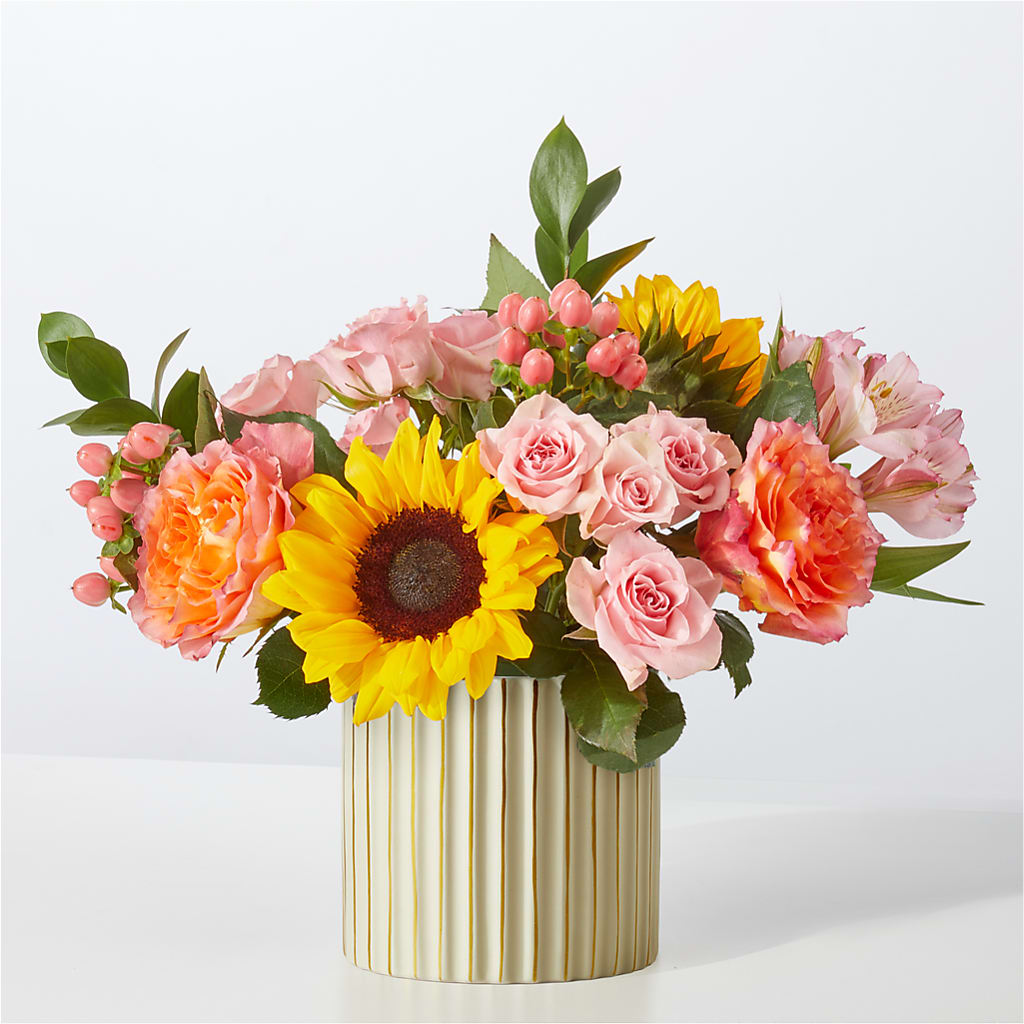 Sun's Out Bouquet – Landers Flowers, Savannah MO