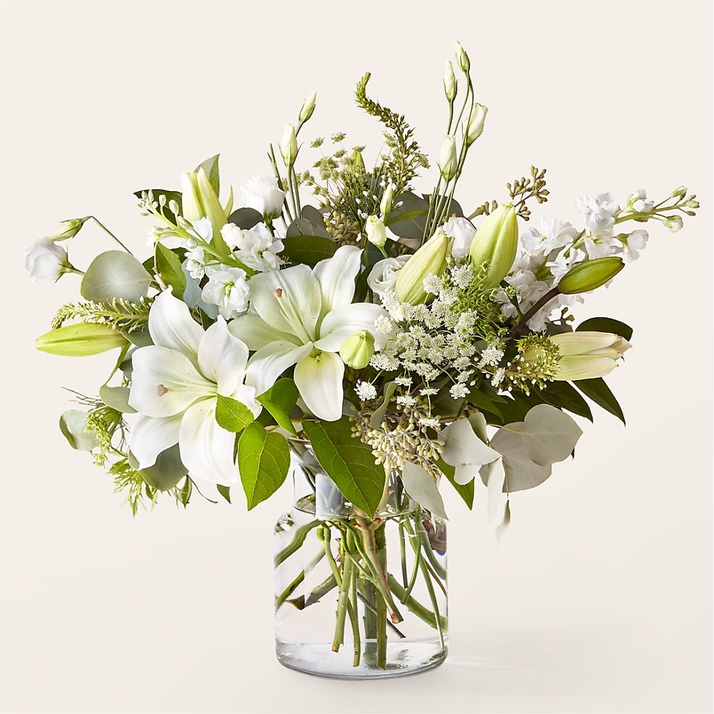 Alluring Elegance Bouquet – Landers Flowers, Savannah MO