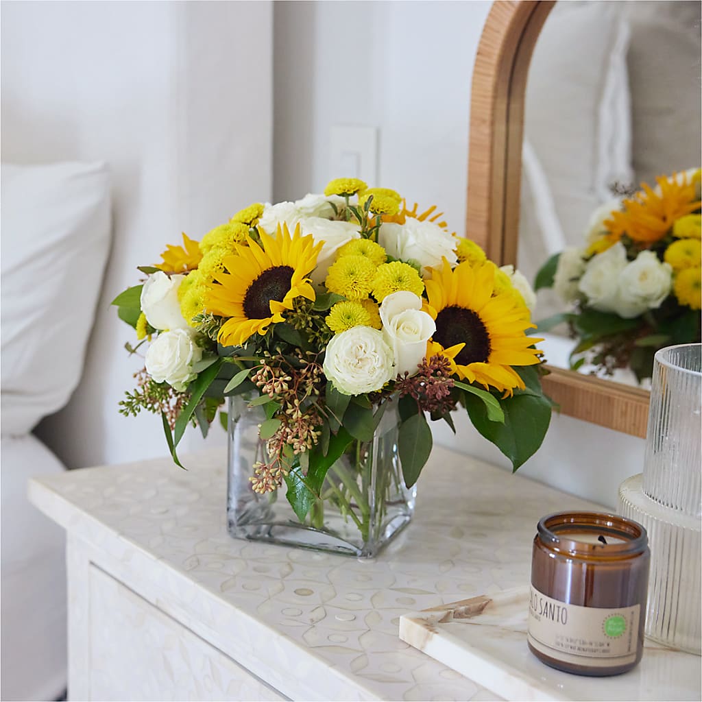 Luminous Morning Bouquet – Landers Flowers, Savannah MO