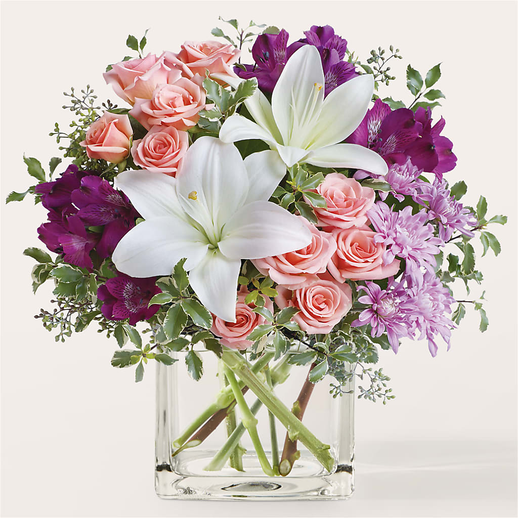 Mani Pedi Bouquet – Landers Flowers, Savannah MO