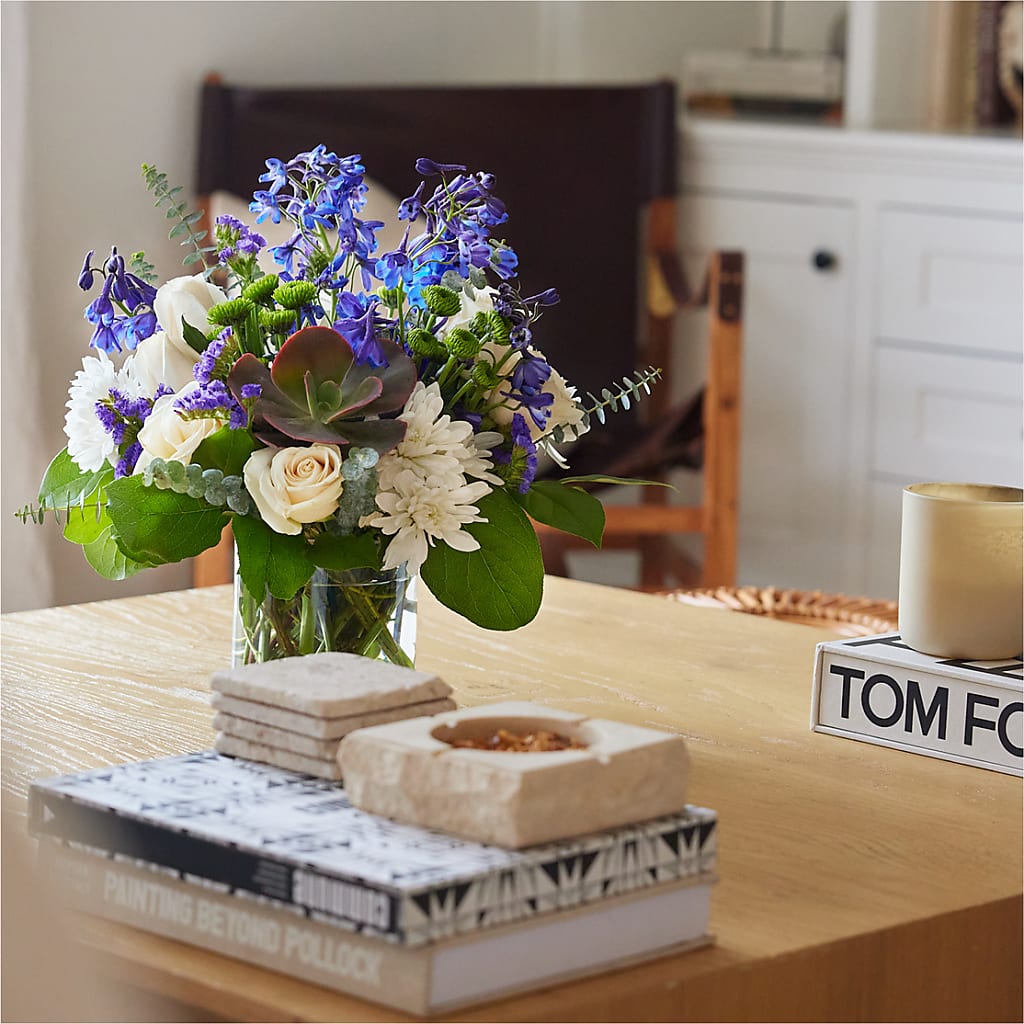 Cerulean Waves Bouquet – Landers Flowers, Savannah MO