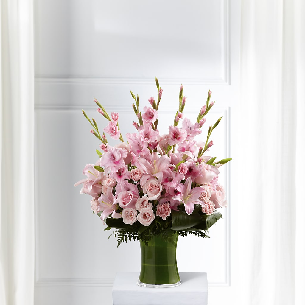Lovely Tribute Bouquet – Landers Flowers, Savannah MO