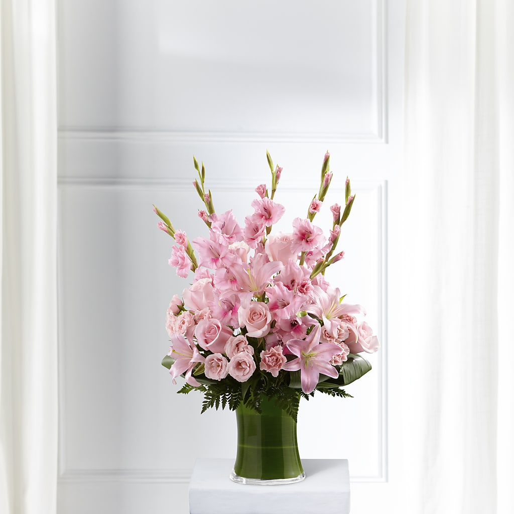 Lovely Tribute Bouquet – Landers Flowers, Savannah MO