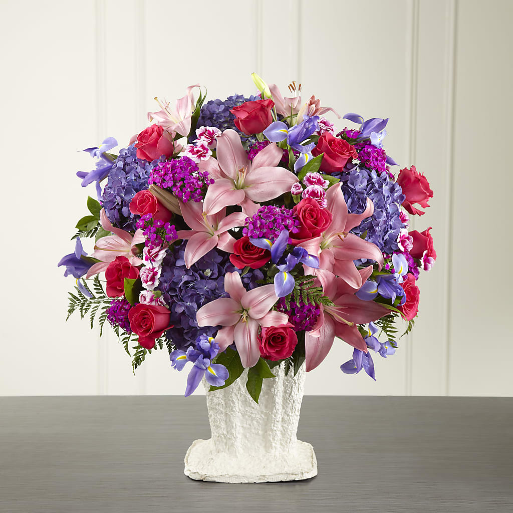 We Fondly Remember Arrangement – Landers Flowers, Savannah MO