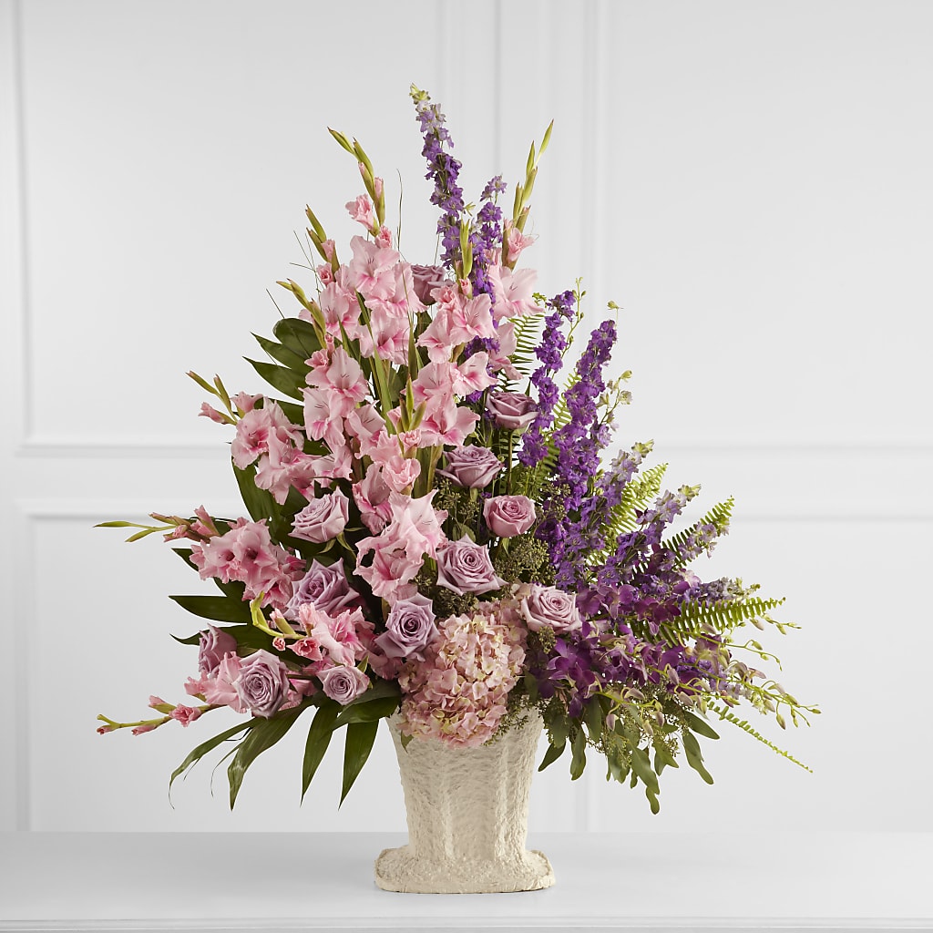 Flowing Garden Arrangement – Landers Flowers, Savannah MO