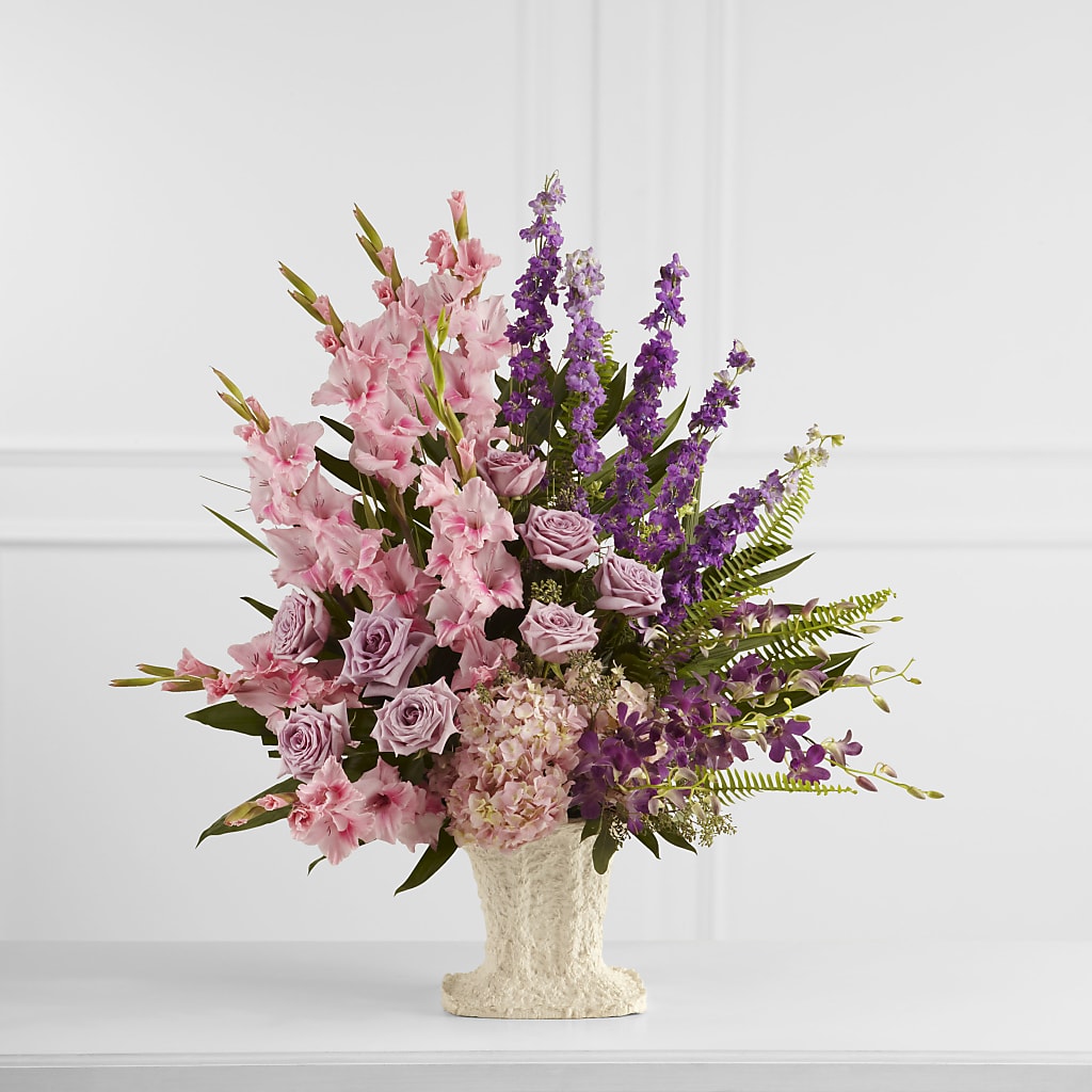 Flowing Garden Arrangement – Landers Flowers, Savannah MO