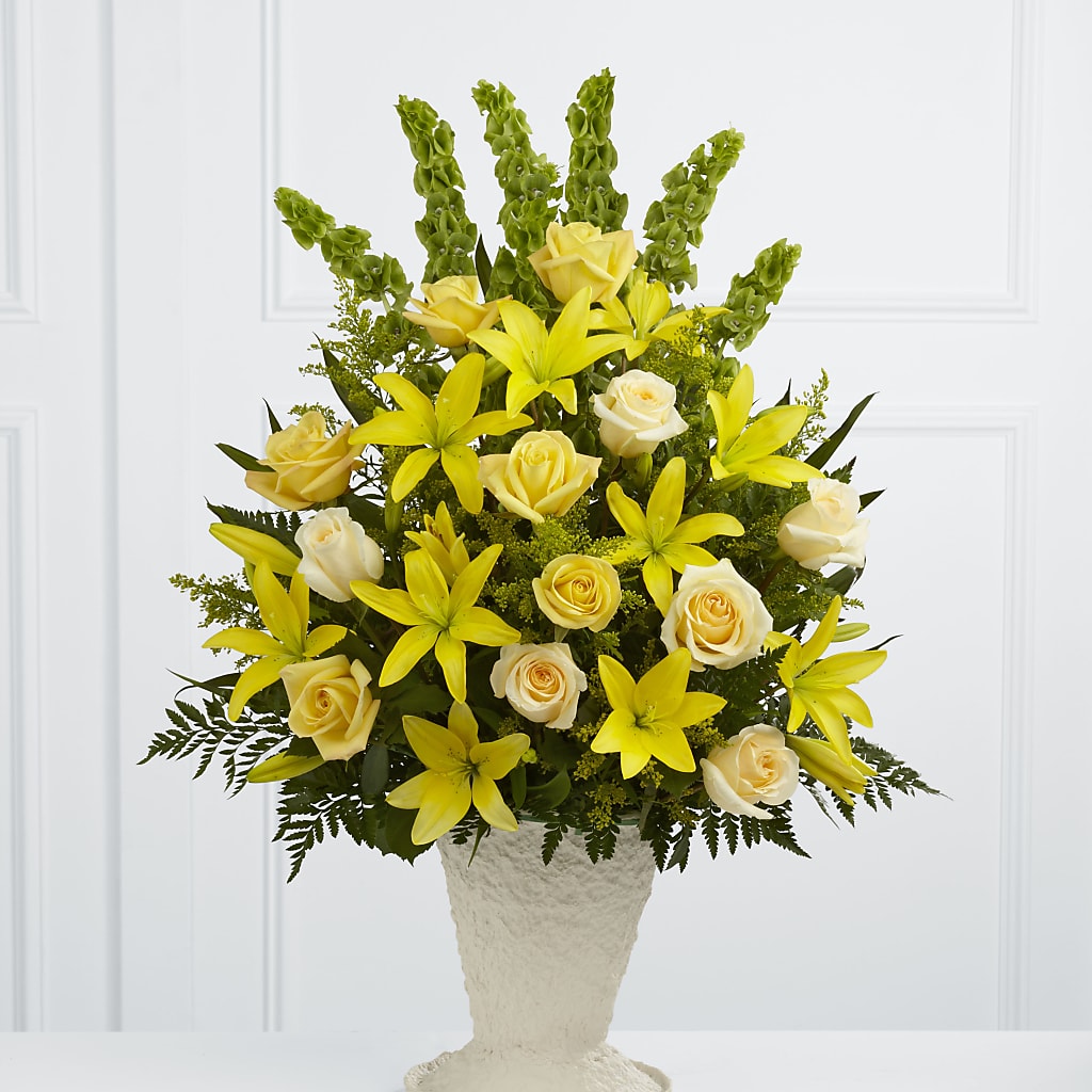 Golden Memories Arrangement – Landers Flowers, Savannah MO