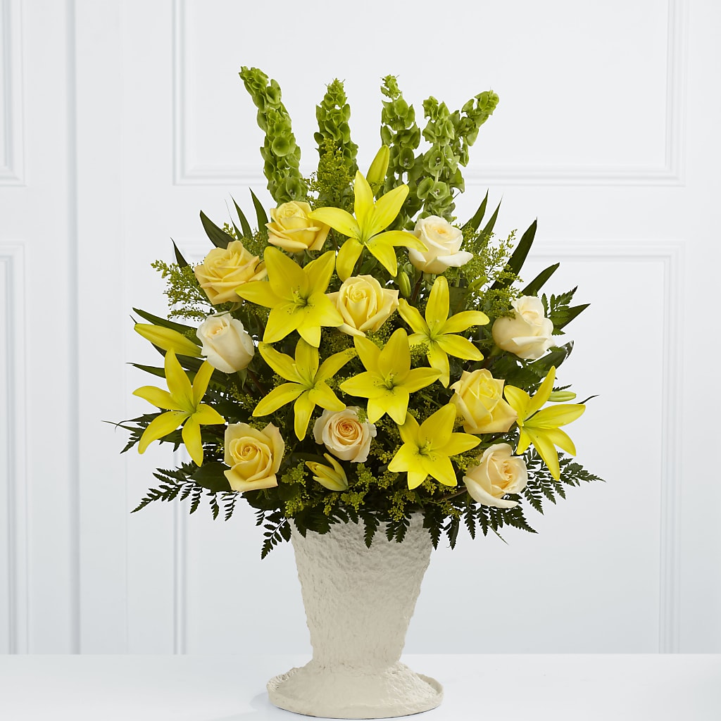 Golden Memories Arrangement – Landers Flowers, Savannah MO