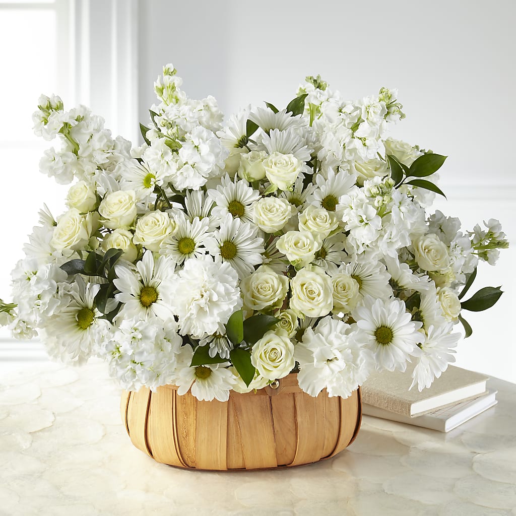 Graceful Garden Basket – Landers Flowers, Savannah MO