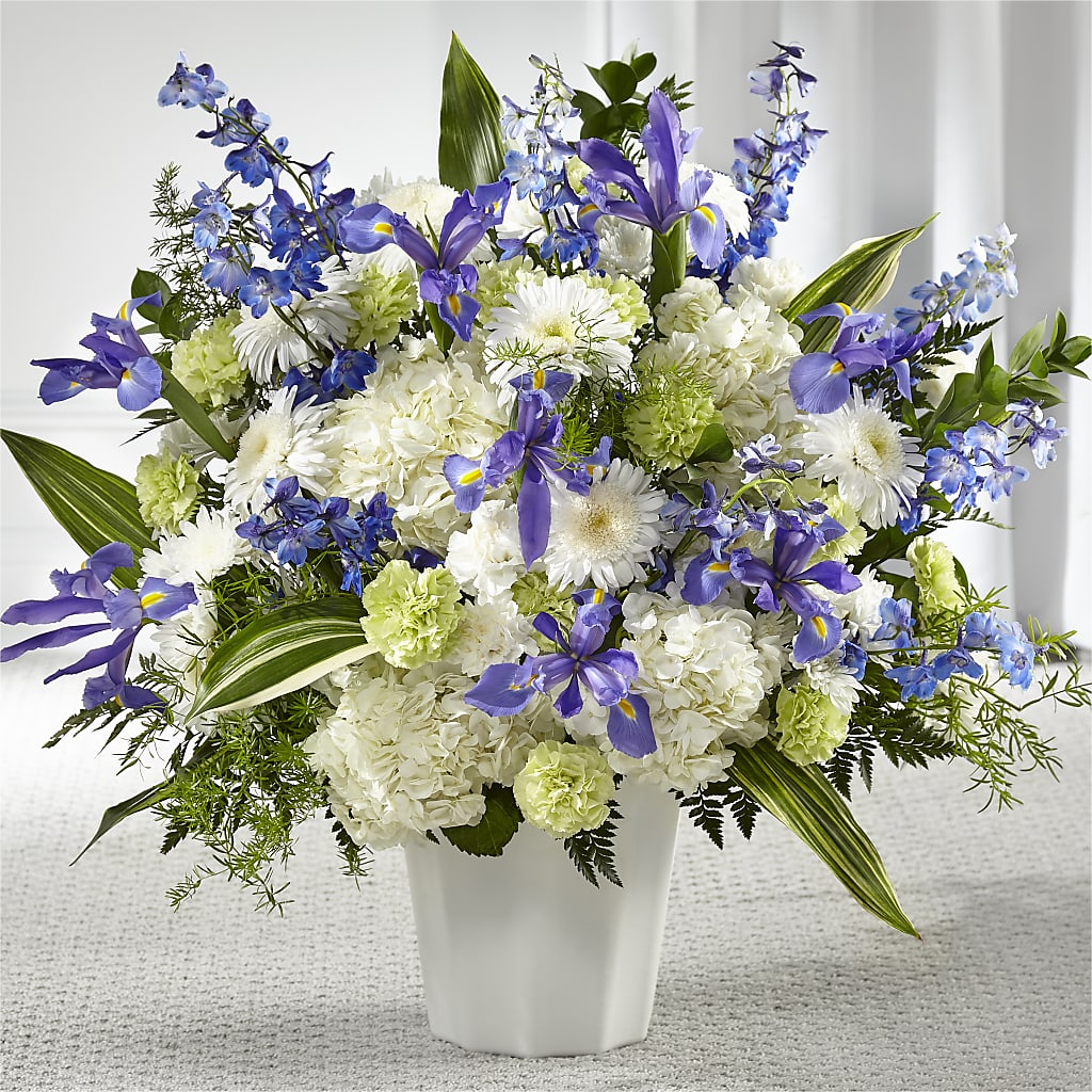 Soft Serenity Floor Basket – Landers Flowers, Savannah MO