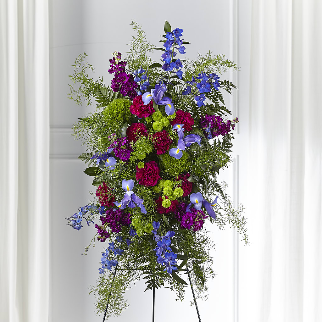 Heavenly Skies Standing Spray – Landers Flowers, Savannah MO
