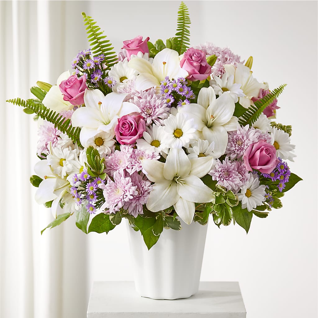 Warmest Thoughts Tabletop Basket – Landers Flowers, Savannah MO