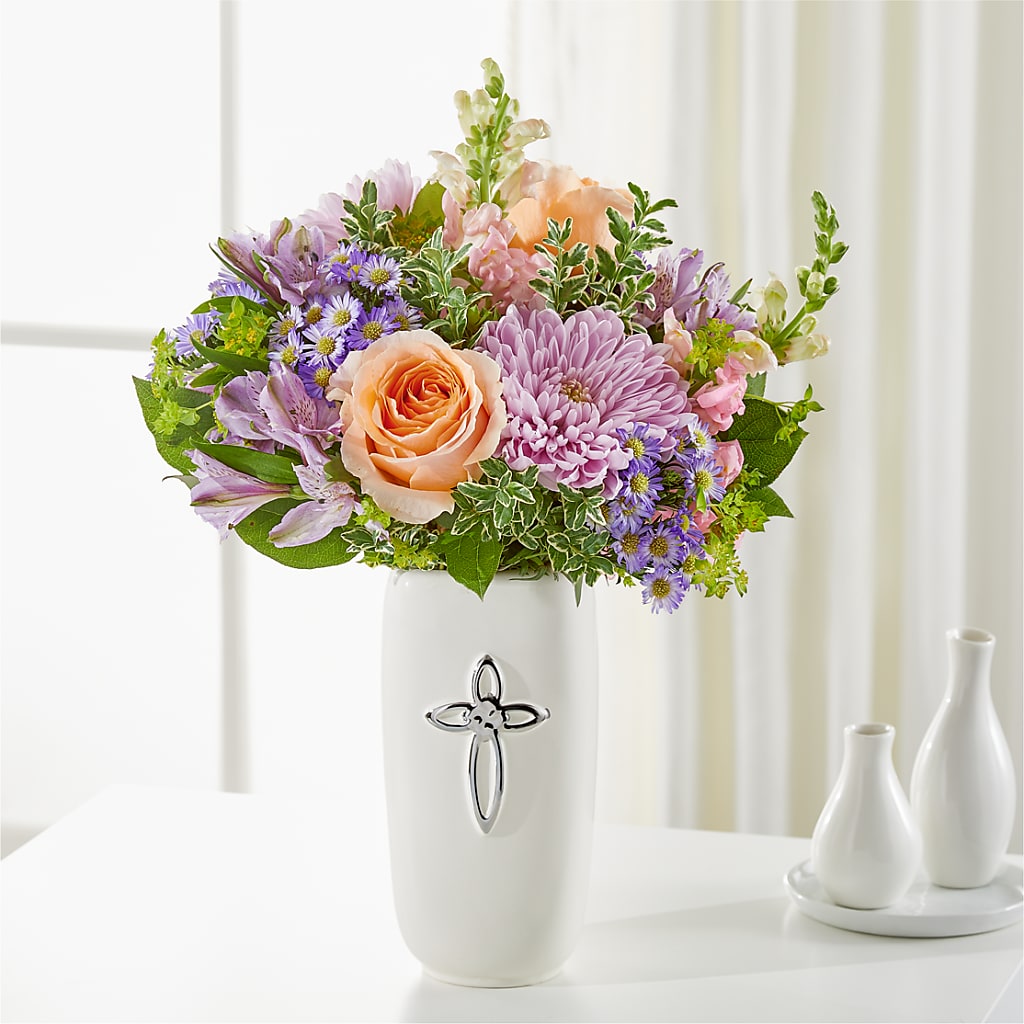 Divine Gift Bouquet – Landers Flowers, Savannah MO