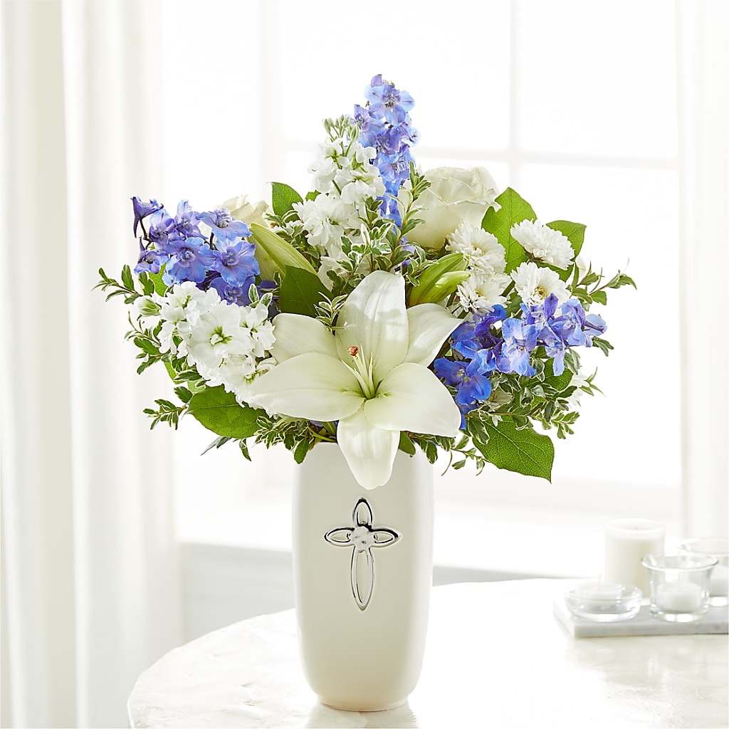Heavenly Blossoms Bouquet – Landers Flowers, Savannah MO