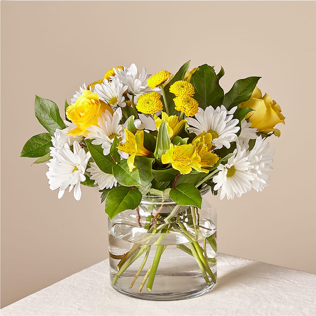 Sunny Sentiments Bouquet – Landers Flowers, Savannah MO