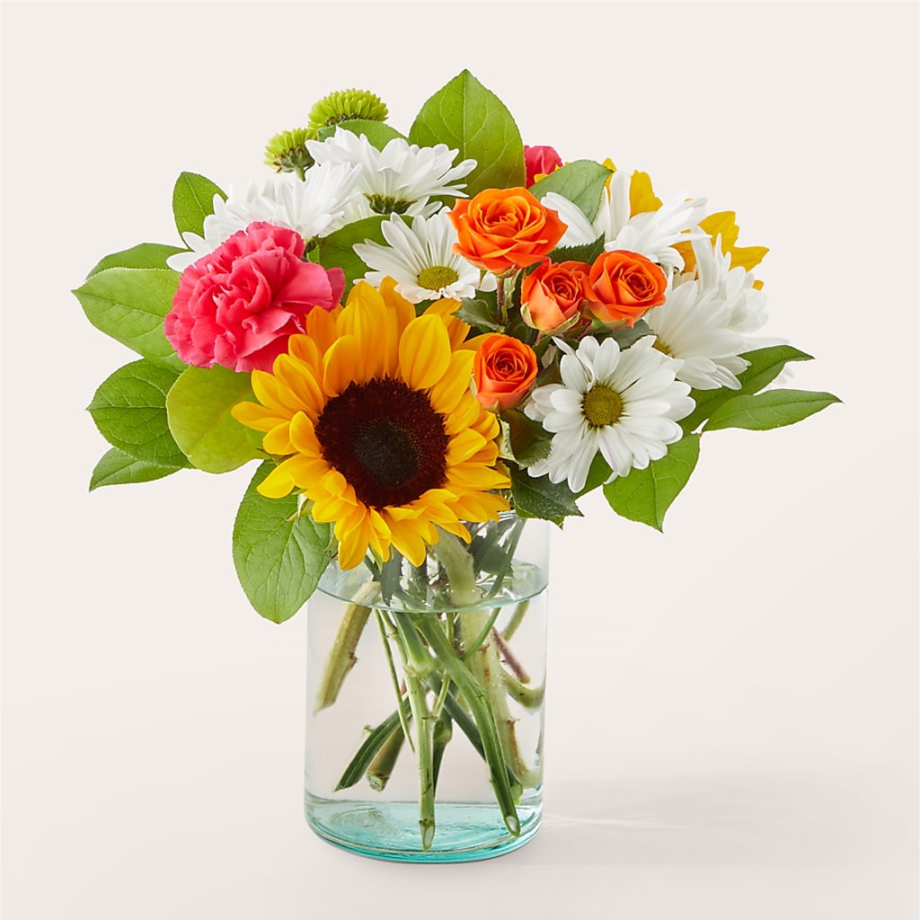 Sun-drenched Blooms Bouquet – Landers Flowers, Savannah MO