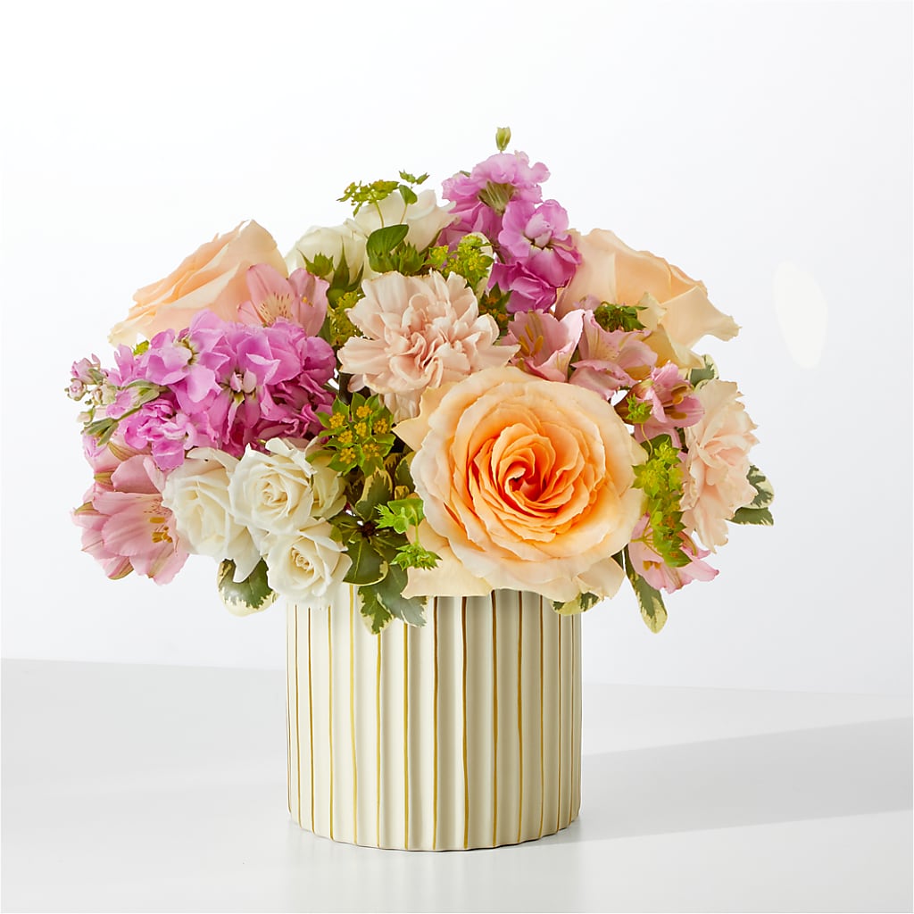Paradise Bouquet with Ivory Vase – Landers Flowers, Savannah MO