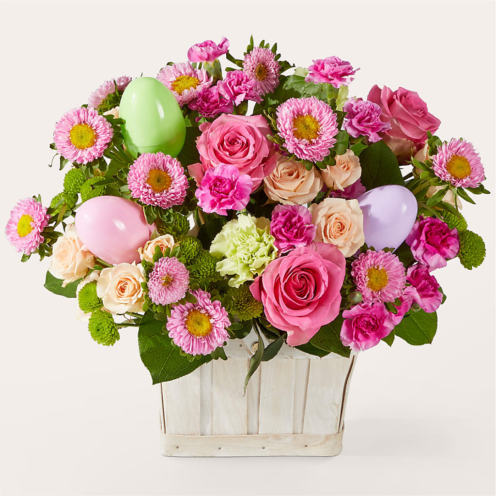 Get Eggcited Basket – Landers Flowers, Savannah MO