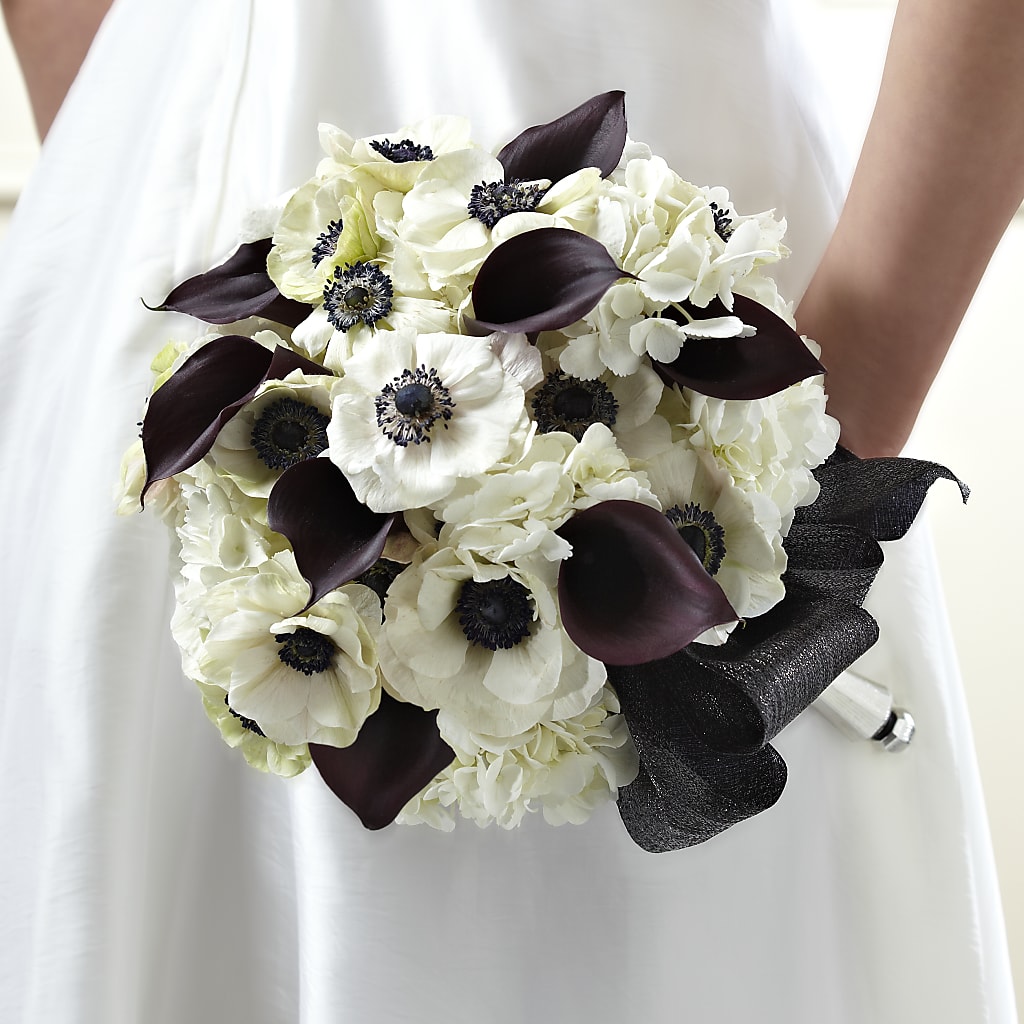 To Have and To Hold Bouquet – Landers Flowers, Savannah MO