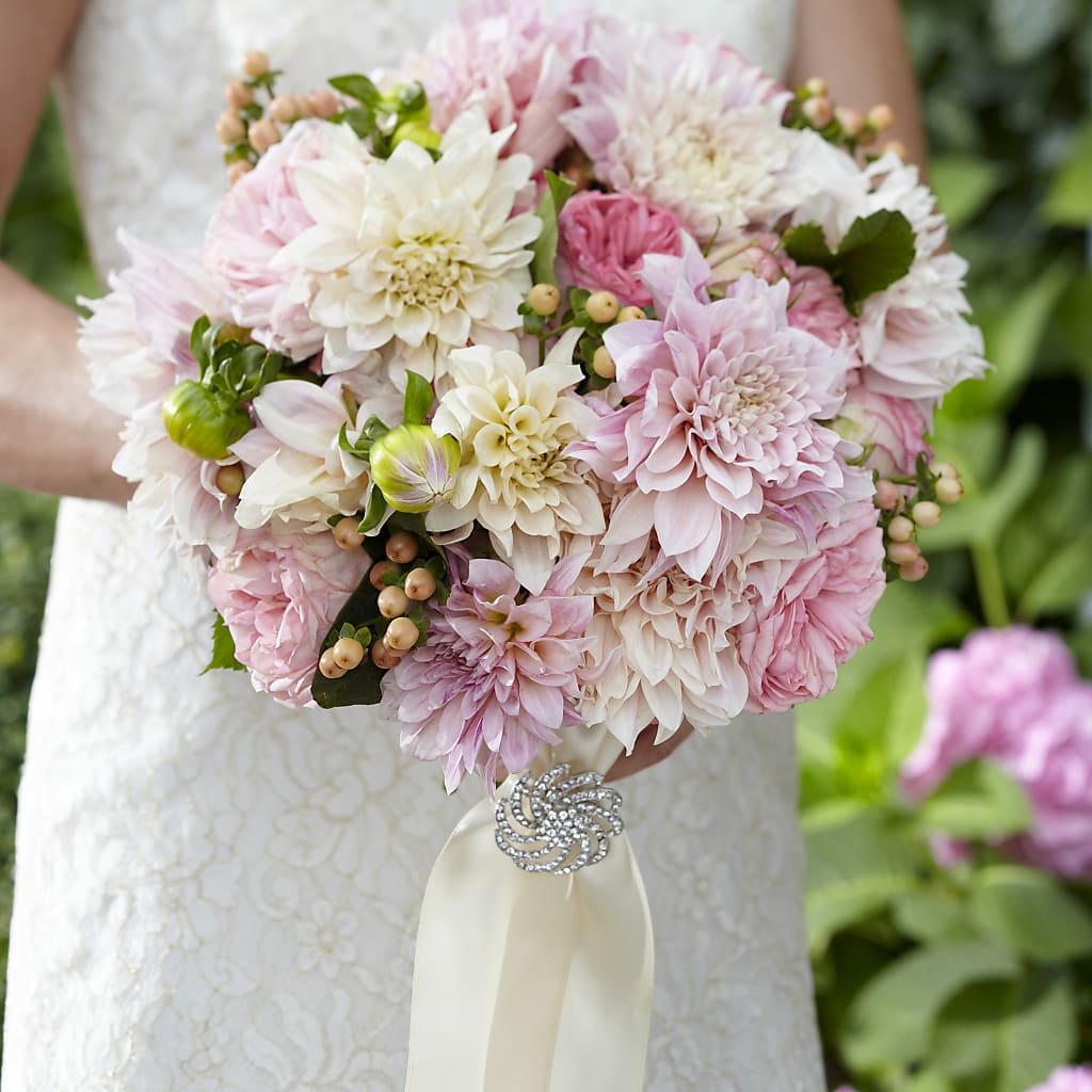 Heart's Promise Bouquet – Landers Flowers, Savannah MO