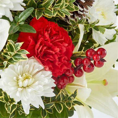Festive Moments Tree –  Landers Flowers, Savannah MO