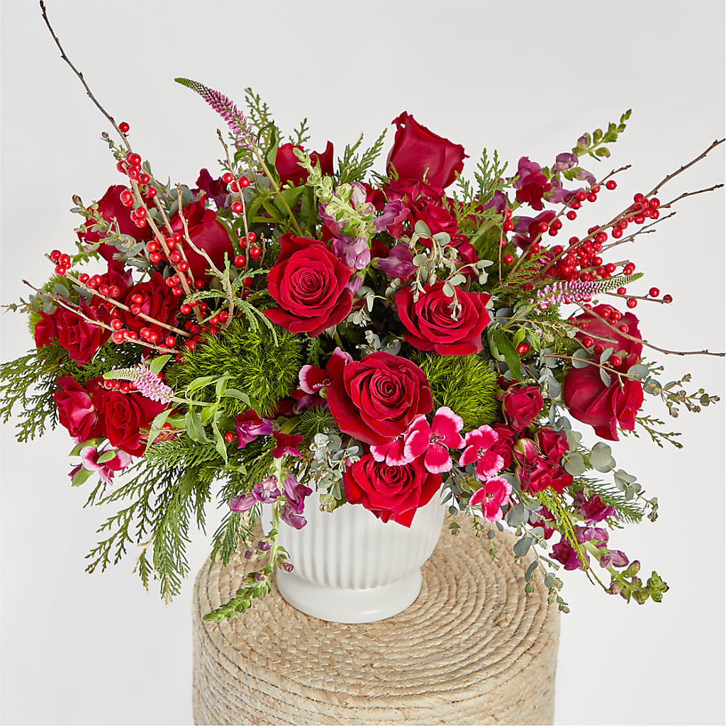 Big Red Bow Bouquet –  Landers Flowers, Savannah MO
