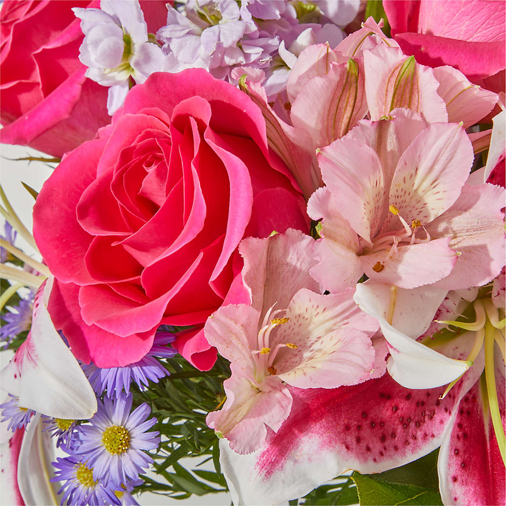 Pressing Petals Bouquet –  Landers Flowers, Savannah MO