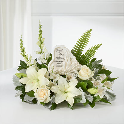 Holding You Close Arrangement –  Landers Flowers, Savannah MO