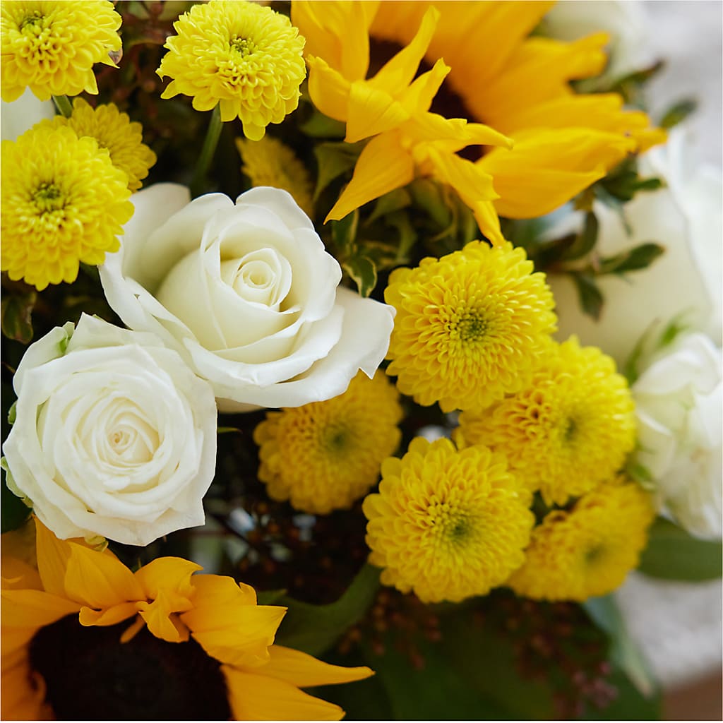Luminous Morning Bouquet –  Landers Flowers, Savannah MO