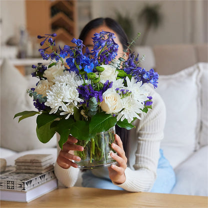 Cerulean Waves Bouquet –  Landers Flowers, Savannah MO