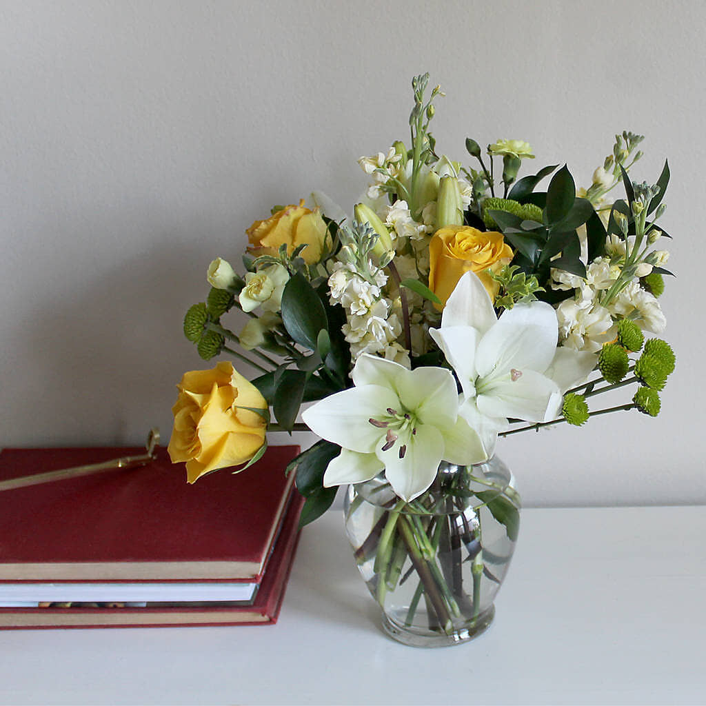 Hope & Serenity Bouquet –  Landers Flowers, Savannah MO