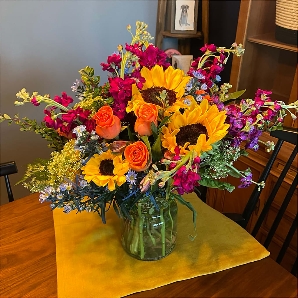Rays of Life Bouquet –  Landers Flowers, Savannah MO