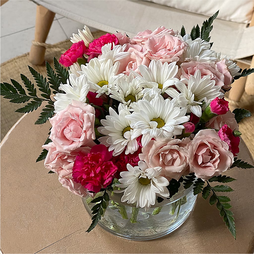 Sweet Surprises® Bouquet –  Landers Flowers, Savannah MO