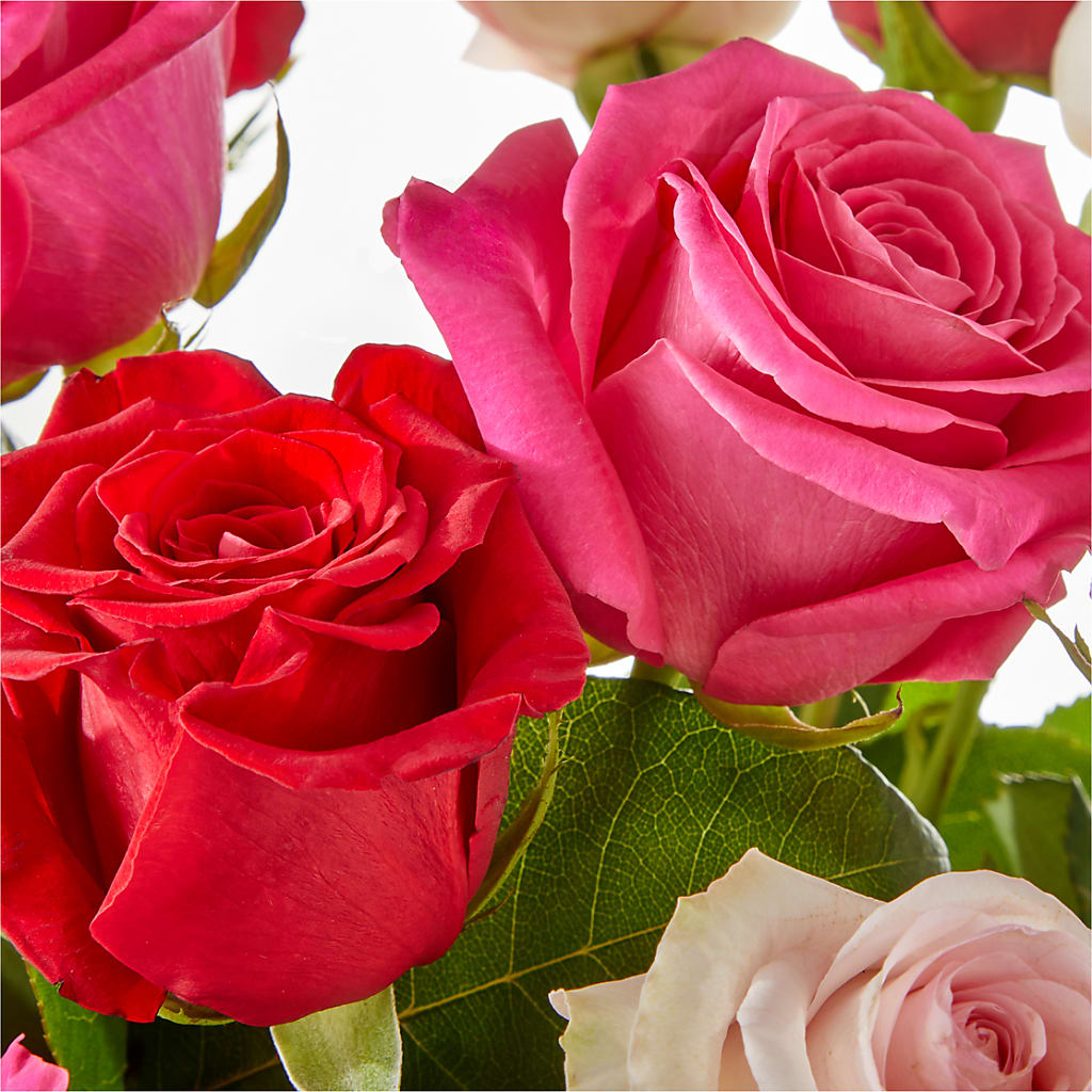 Charming Rose Bouquet –  Landers Flowers, Savannah MO