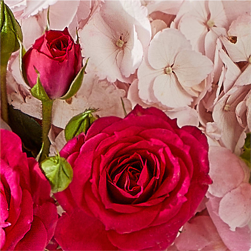 Glitz & Glam Bouquet –  Landers Flowers, Savannah MO