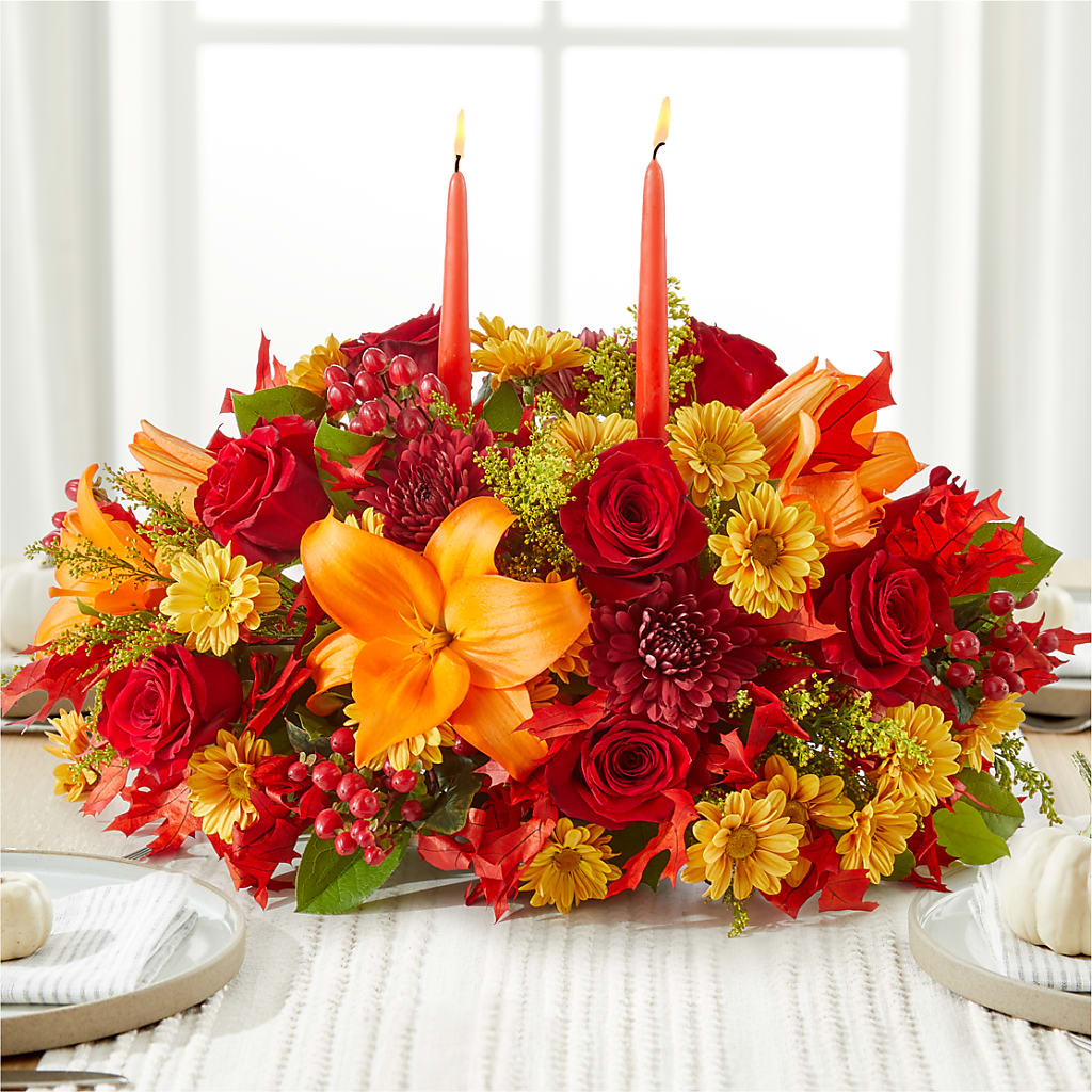 Autumn's Embrace Centerpiece –  Landers Flowers, Savannah MO