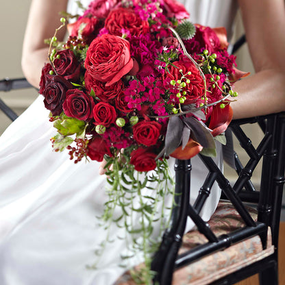 Pure Grace Bouquet –  Landers Flowers, Savannah MO