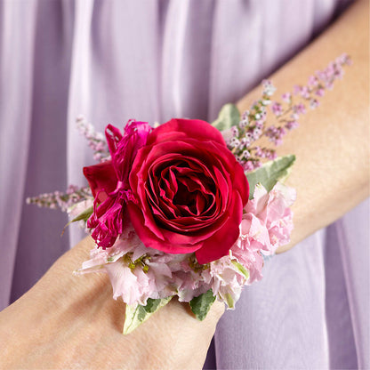 Rose Charm Corsage –  Landers Flowers, Savannah MO