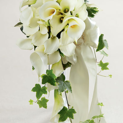 White Chapel Bouquet –  Landers Flowers, Savannah MO