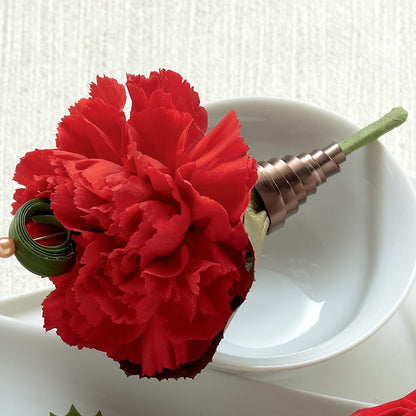 Red Carnation Boutonniere –  Landers Flowers, Savannah MO