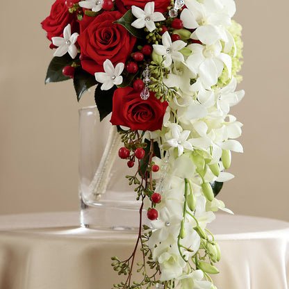 Here Comes the Bride Bouquet –  Landers Flowers, Savannah MO
