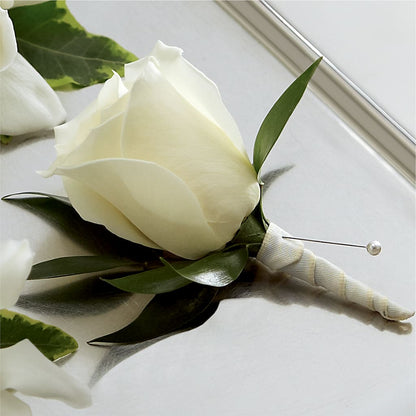 White Rose Boutonniere –  Landers Flowers, Savannah MO